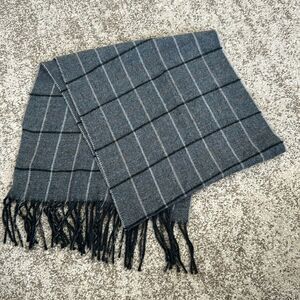 Geoffrey Beene Cashme’ Italian Scarf
